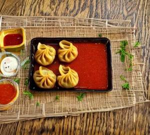 Paneer Fried Gravy Momos