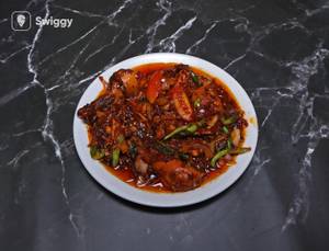 Roast Chicken Chillies Schezwan (Dry)