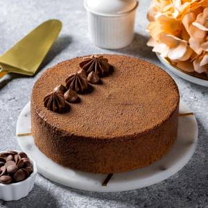 Smooth Chocolate Gateau Cake