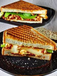 Cheese Chilli Sandwich