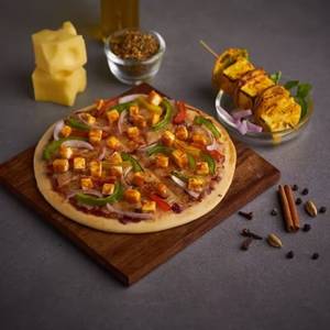 Paneer tikka pizza