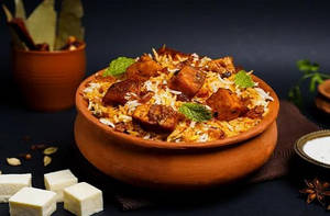 Paneer Tikka Biryani Handi