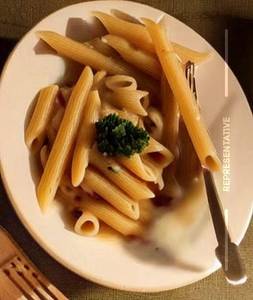 Pasta In White Cheese Sauce