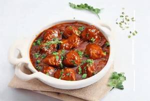 Chicken manchurian gravy