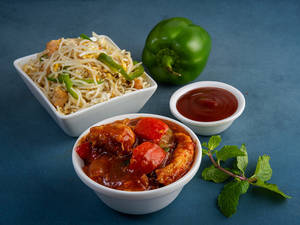 Chicken Noodles With Chilli Chicken