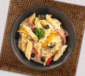 White Sauce Pasta