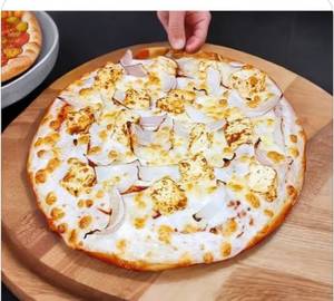 Onino and paneer pizza [regular]