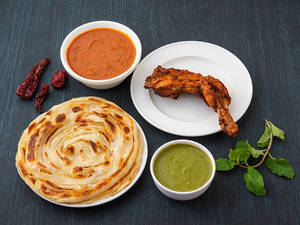 Tandoori Chicken With 2 Indian Bread Combo