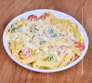 Cheesy Pasta