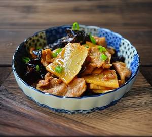 Pork bamboo shoot
