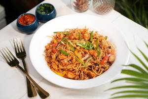 Double Chicken Schezwan Noodles