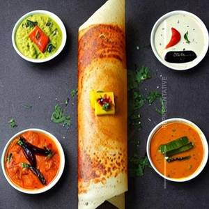 Cheese chilli dosa