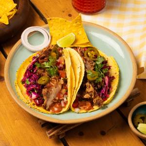 Crispy Baja Fried Chicken Soft Tacos