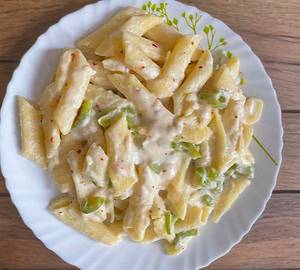White Sauce Pasta