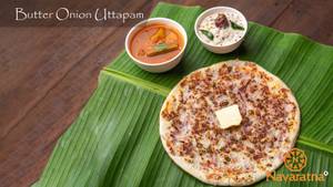 Butter Onion Uttapam