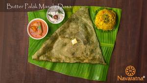 Butter Palak Masala Dosa