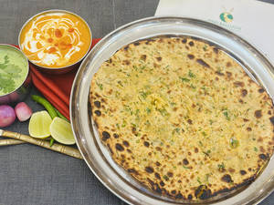 Aloo Pyaaz Paratha