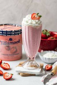 Strawberry milk shakes