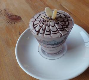 Nutty Almond Crumble