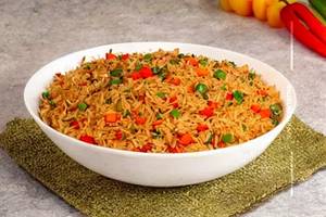 Schezwan Fried Rice (Veg)