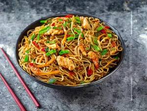 Chilli Garlic Chicken Noodles