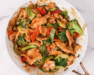 Chinese Style Poached & Stir Fried Chicken With Vegetables