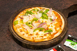 Onion, Capsicum, Tomato, Mushroom