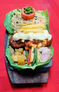 Veg Club Sizzler [850 grams]