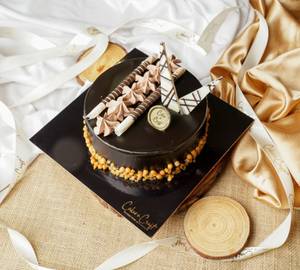 Chocolate Crunch Cake Half Kg