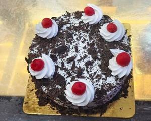 Black Forest (1 Kg)
