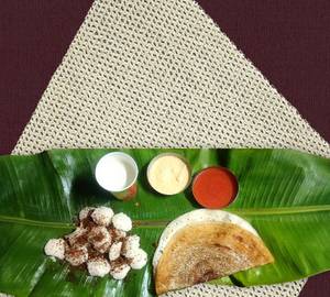 Button Idli With Ghee Karampodi (18 Pieces, One Rupee Coin Size) + Mini Dosa + Milk