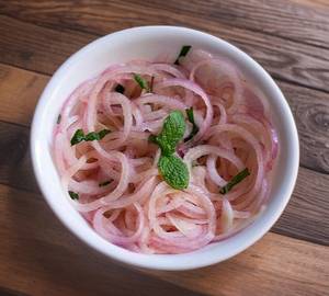 Onion salad