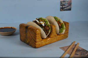 Button Mushroom & Mixed Pepper Bao