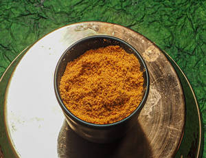 Extra Molaga Podi (gunpowder)