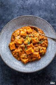 Mattar paneer
