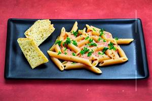 Pink sauce pasta