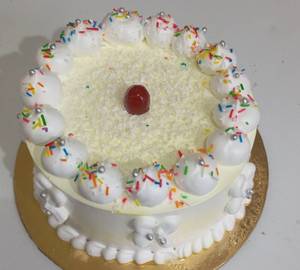 White chocolate vanilla cake