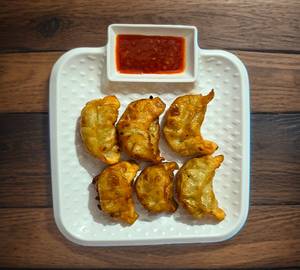 Paneer Fried Momoms [ 5 Pieces ]