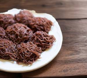 Mini Ragi Idiyappam 6Nos With Coconut Milk