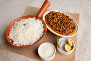 Madurai Mutton Kheema [300ml] With White Rice [750ml] With Curd[100ml]