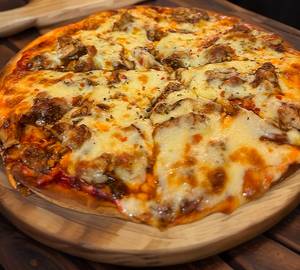 Grilled Chicken Pizza | Serves 3-4 | (10 inch)