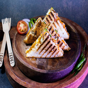 Tandoori Paneer Sandwich