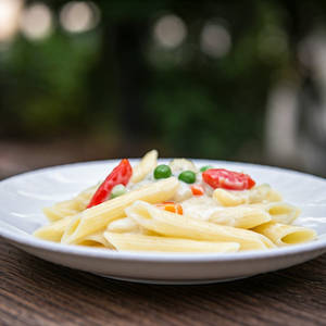 WHITE SAUCE PASTA