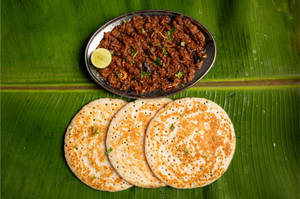 Kal Dosa With Mutton Kheema Masala [3 Pieces]