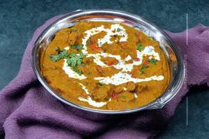 Navtaran Korma