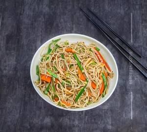 Vegetables Hakka Noodles