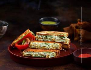 Tandoori Paneer Grilled Sandwich
