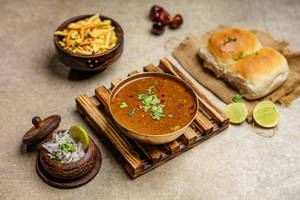 Misal Pav