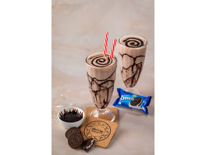 Crunchy Oreo Shake