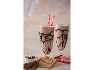 Kit Kat Shake